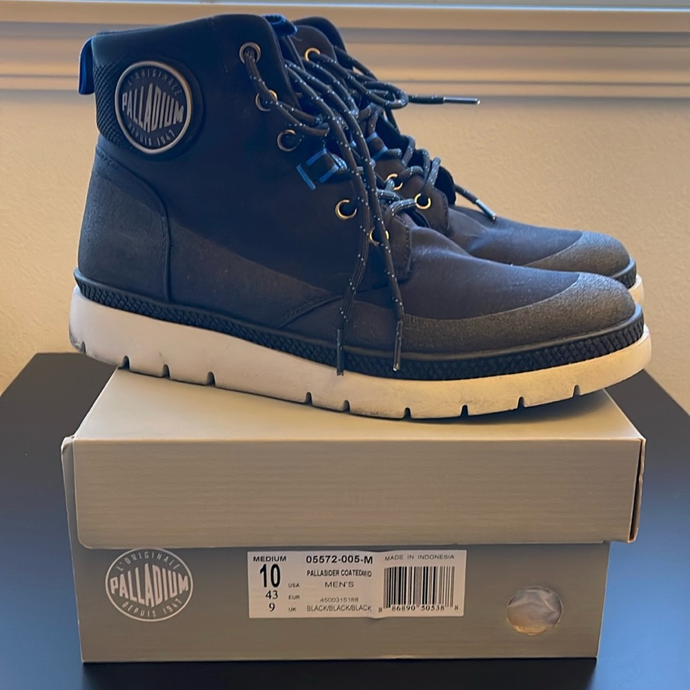 Palladium Men’s Pallasider Coated Mid Hi-Top Trainers Size 10